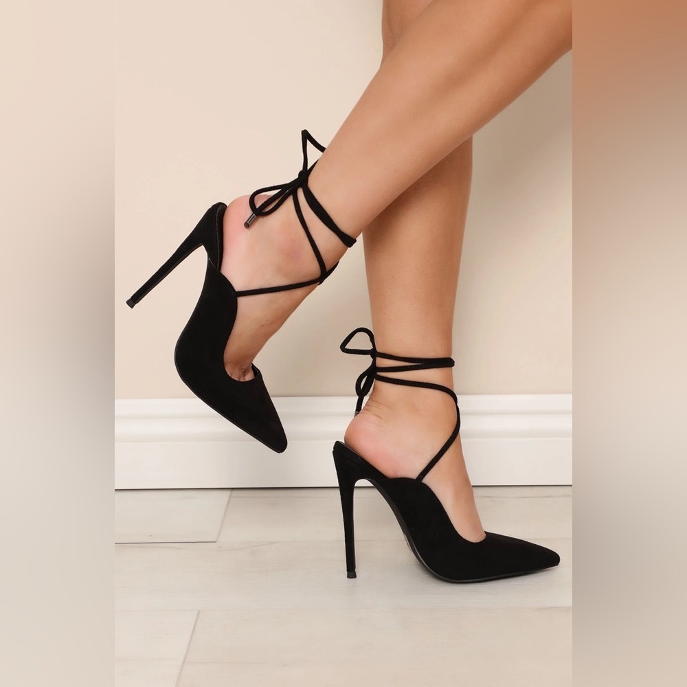 Fashion Nova Work Crush Wrap Up Pumps- NIB- Size 7